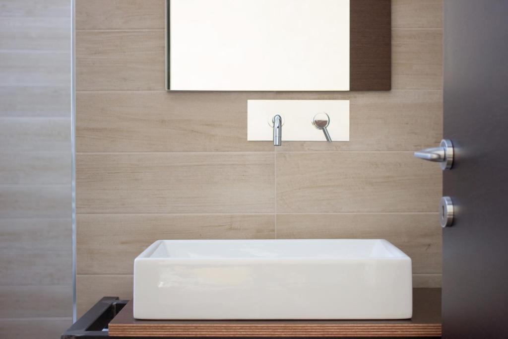 Arena Luxury Rooms photo