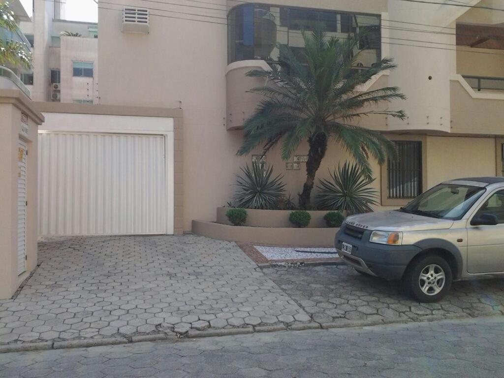 Excelente loft com piscina em bombas 전경