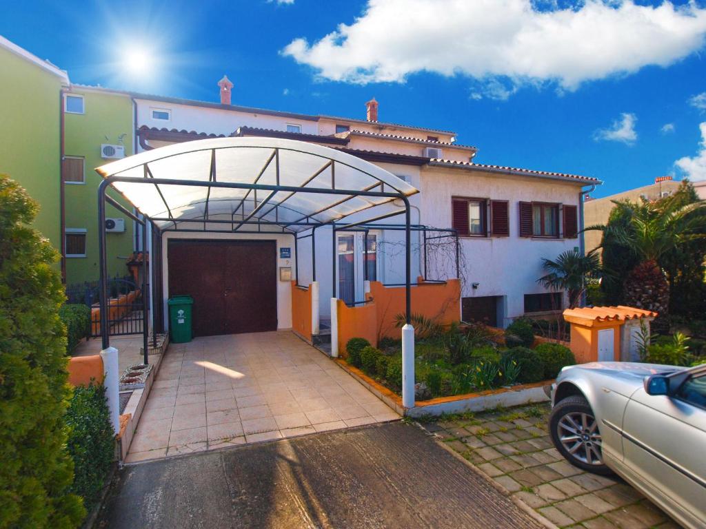 Apartment Doris 1558, Pula