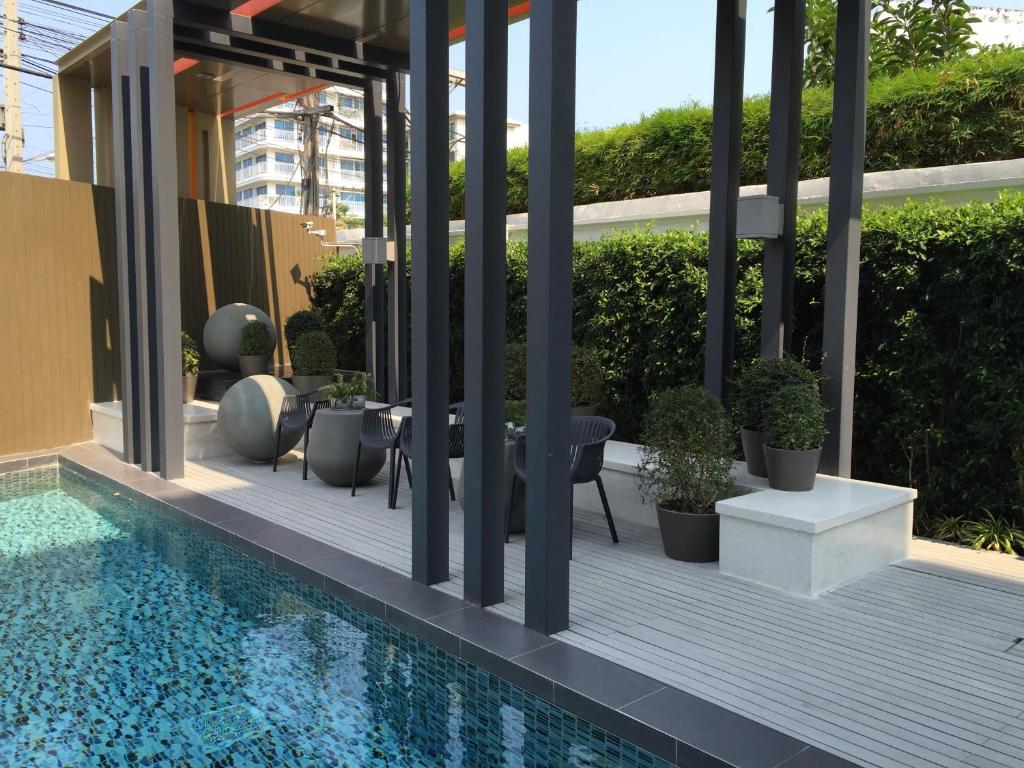 Budget 2 bedrooms Apartment in Huahin photo