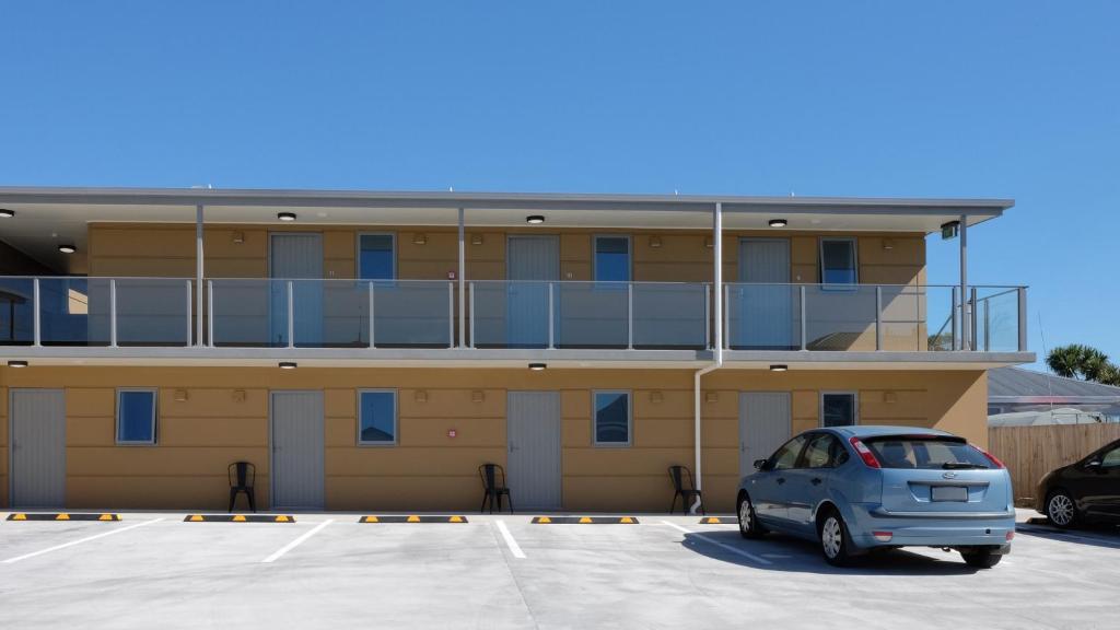 Stopforths Motel photo
