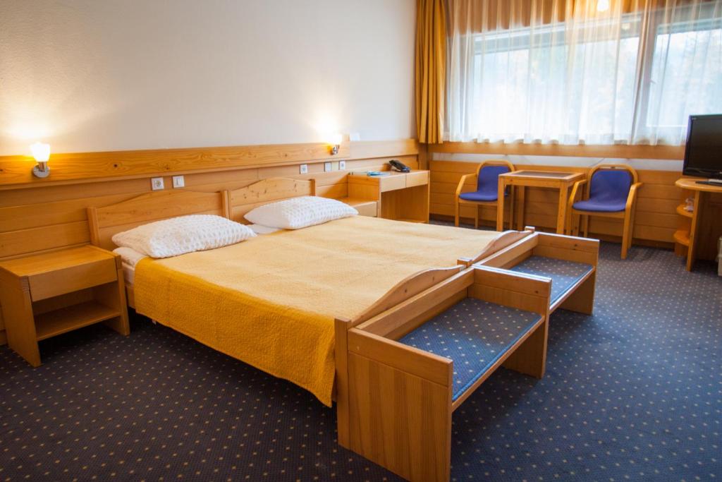 Hotel Spik photo