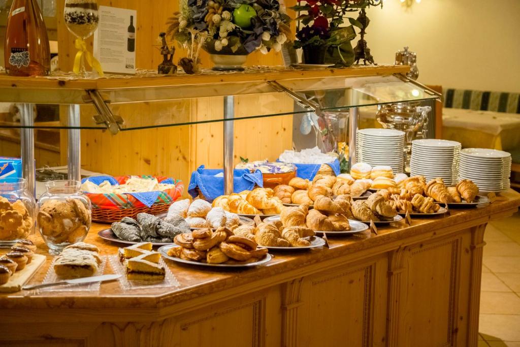 Pineta Pastry Hotel - 3