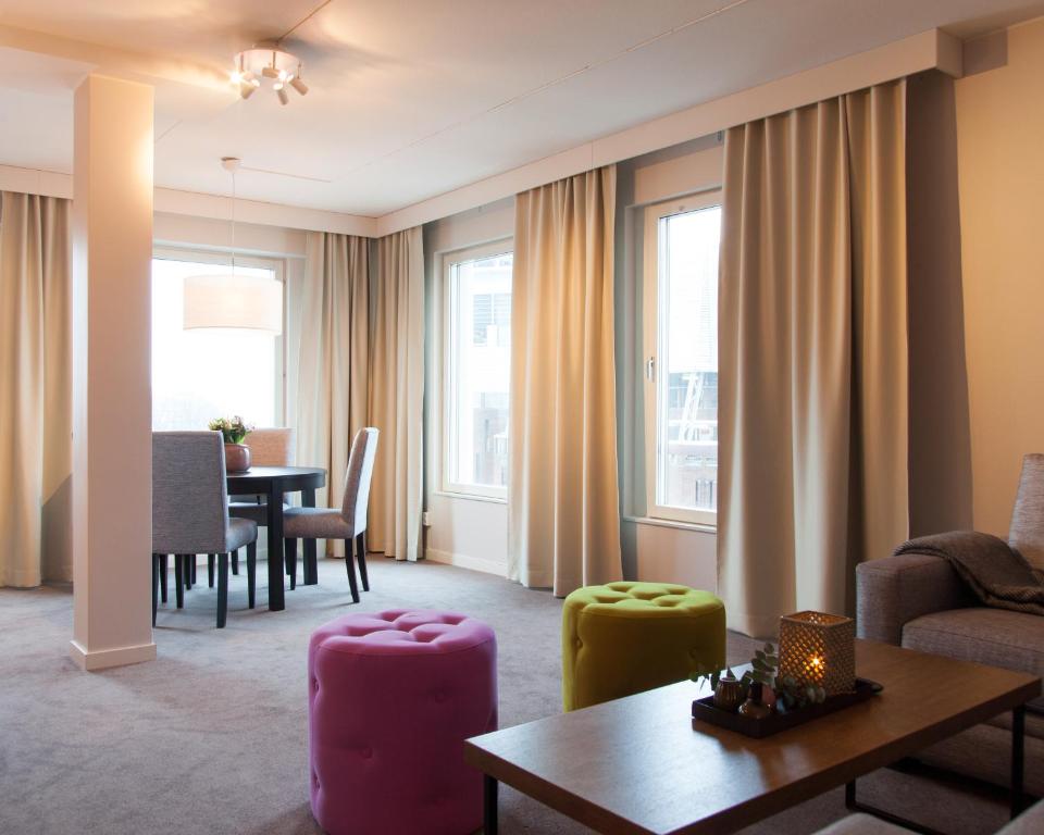 Best Western Plus Hotel Plaza Photo 1