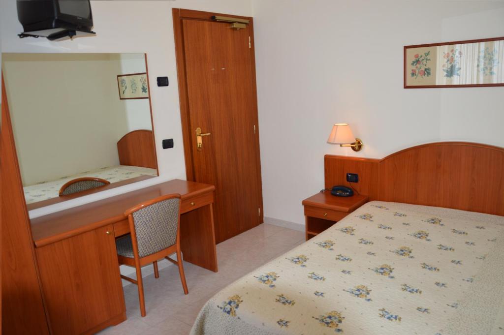 Hotel Rosamarina photo