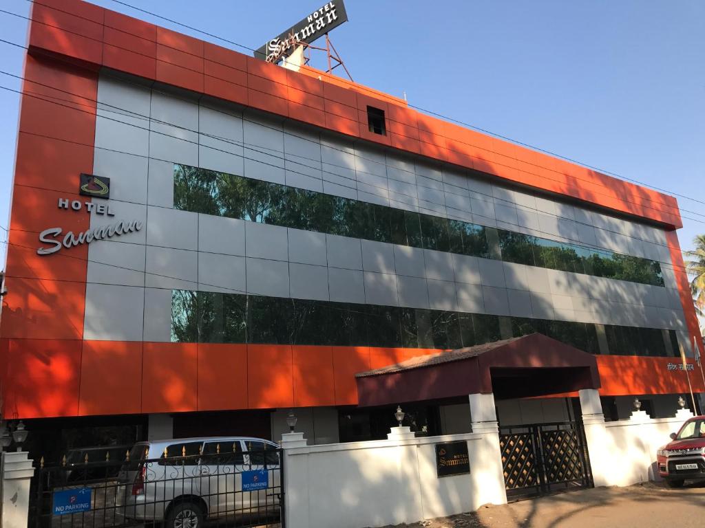 Hotel Sanman — Hotel in Miraj