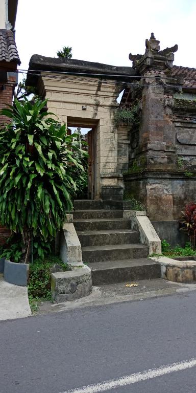 Umah Pekak