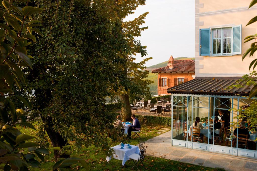 Villa Tiboldi photo