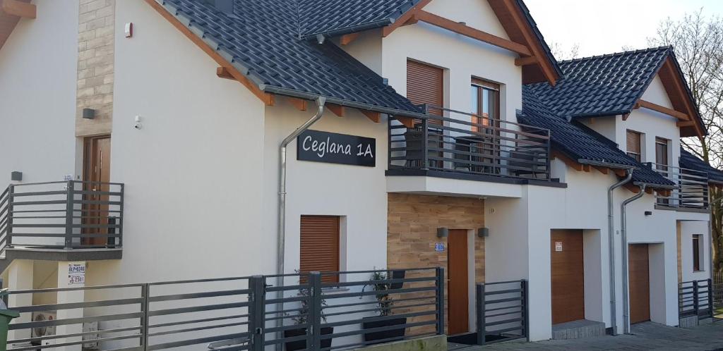 Spa Love Apartament Sauna Jacuzzi ROMANTYCZNY APARTAMENT DLA PARY Z PRYWATNYM SPA photo