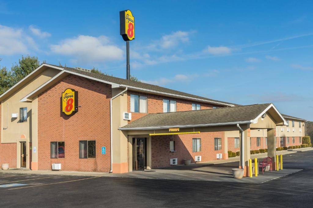 Super 8 by Wyndham Munfordville KY, Munfordville