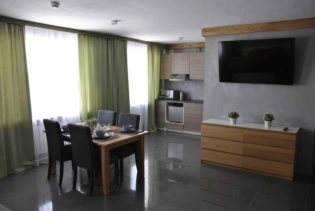 Hotel Albatros — Hotel in Perm