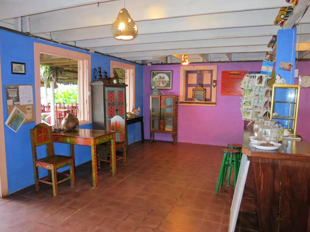 Hotel La Casa Rosada photo