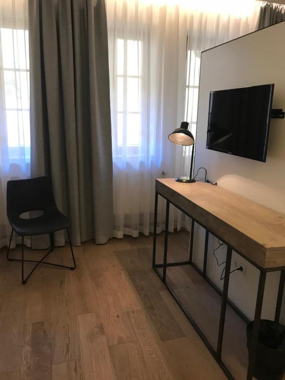 Antik Hotel Prague — Hotel rooms in Prague, Prague
