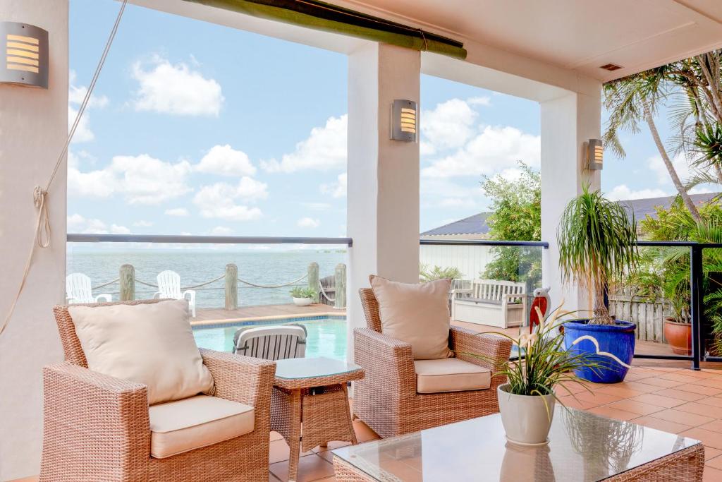 Moreton Bay Beach Lodge photo