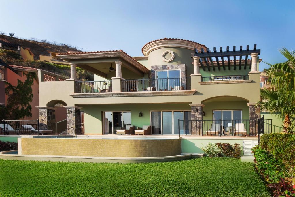 Montecristo Villas at Quivira Los Cabos -Vacation Rentals — Hotel in Cabo San Lucas
