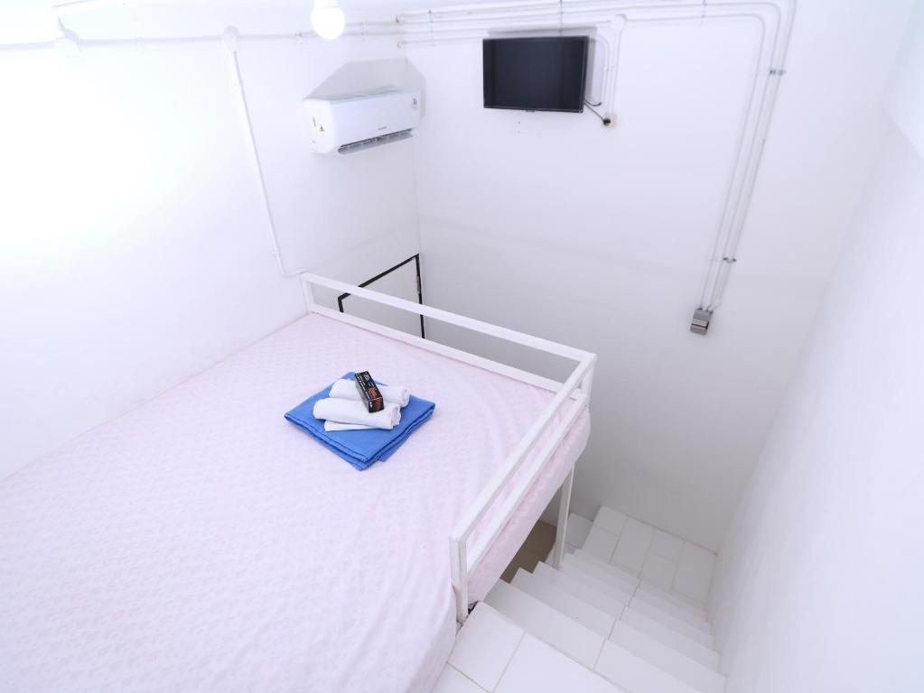 Airy Jelambar Hadiah Utama Kavling Polri Blok E6 Jakarta - 