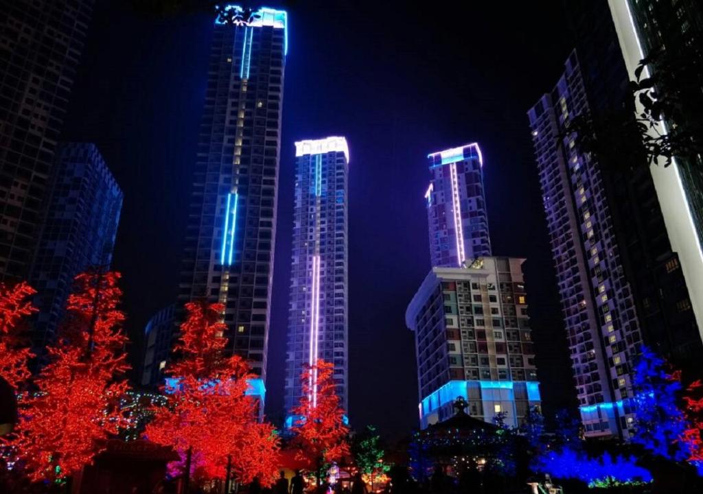 Exterior view, NAT i-city smart house in Shah Alam