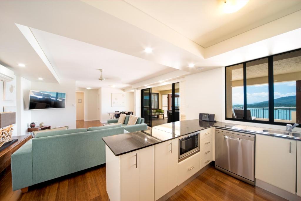 Pinnacles, Airlie Beach