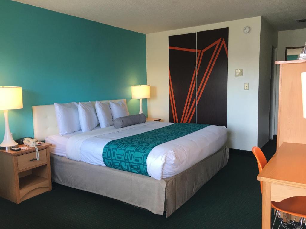 Hotels With Smoking Rooms In Colorado Springs 10 Best Hotels With Smoking Rooms In Colorado Springs, Colorado