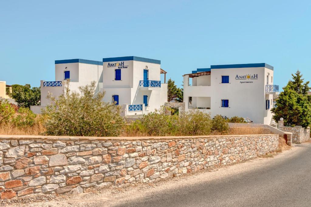 Anatoli — Hotel in Syros