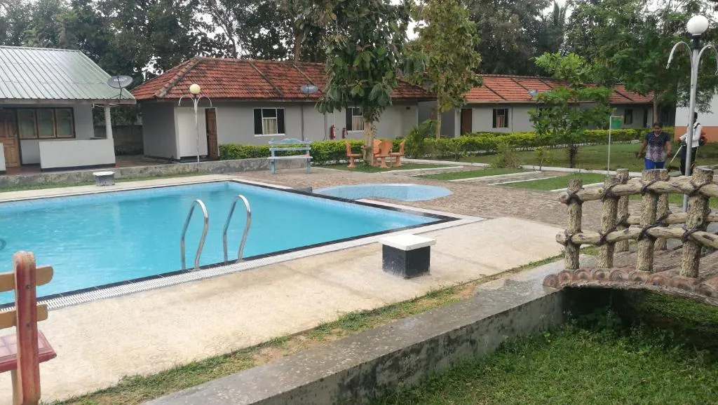 Friends Paradise, hotel in Kilinochchi