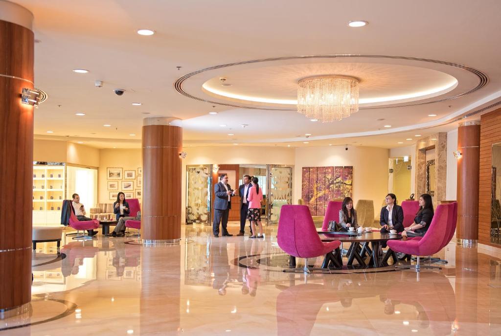 Lobby, Avani Deira Dubai Hotel in Dubai