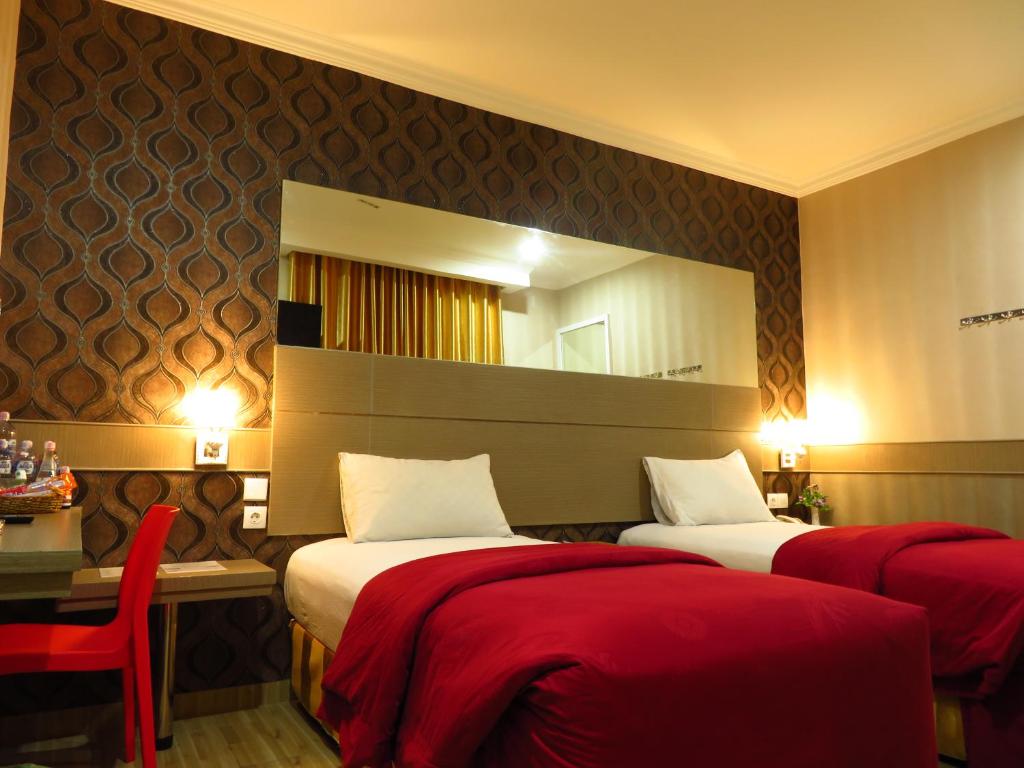 Hotel Menara Lexus photo