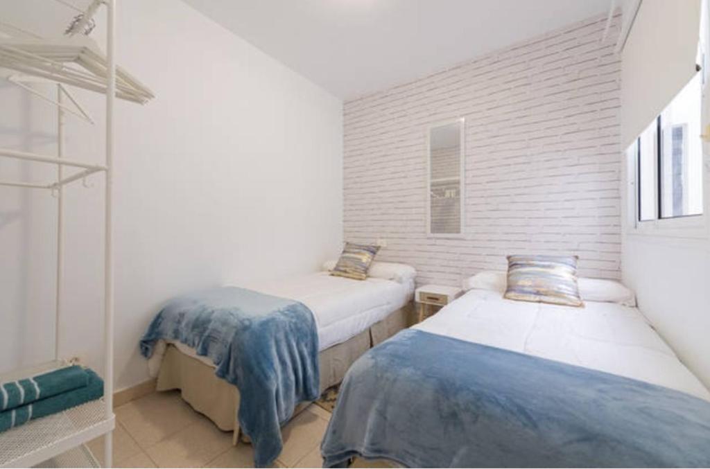 Stylish apartment in Canteras beach photo