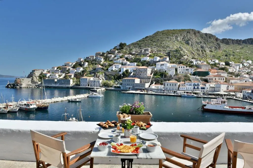 Douskos Port House, hotel en Hidra