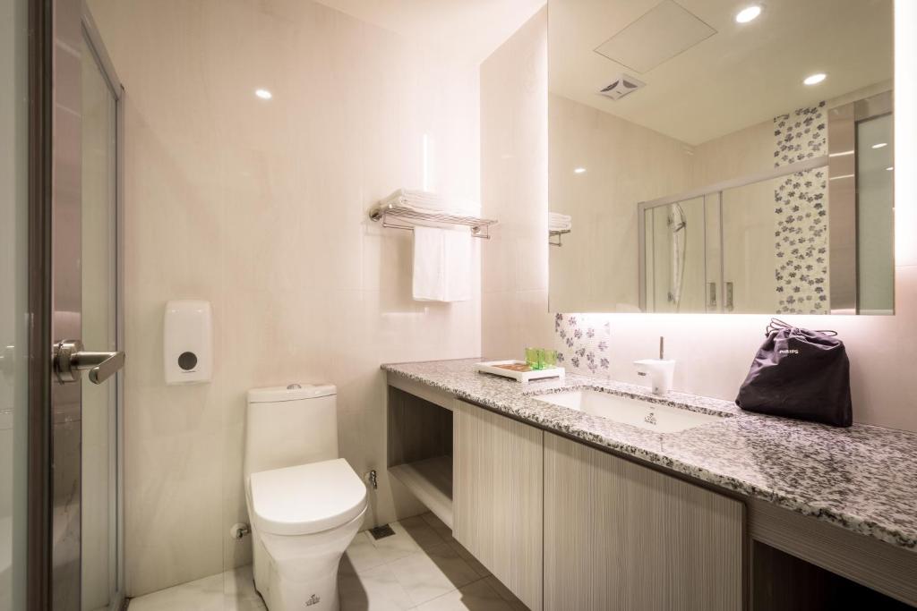 Well-appointed bathrooms