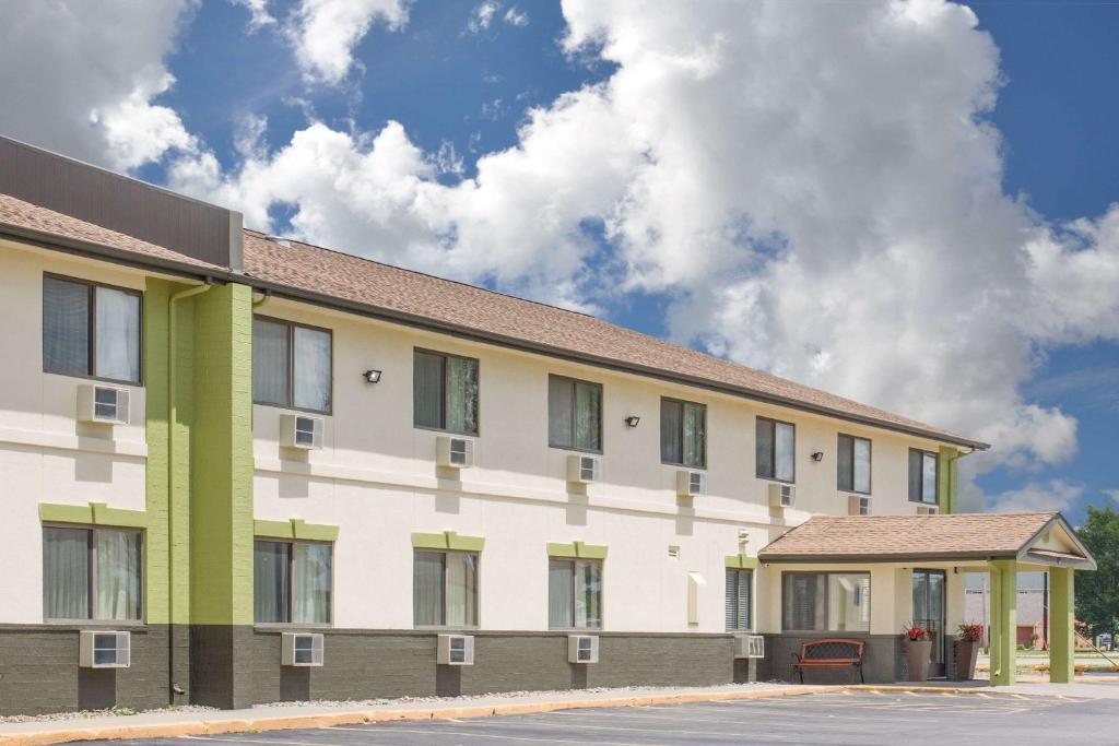 Baymont by Wyndham Ames, Ames