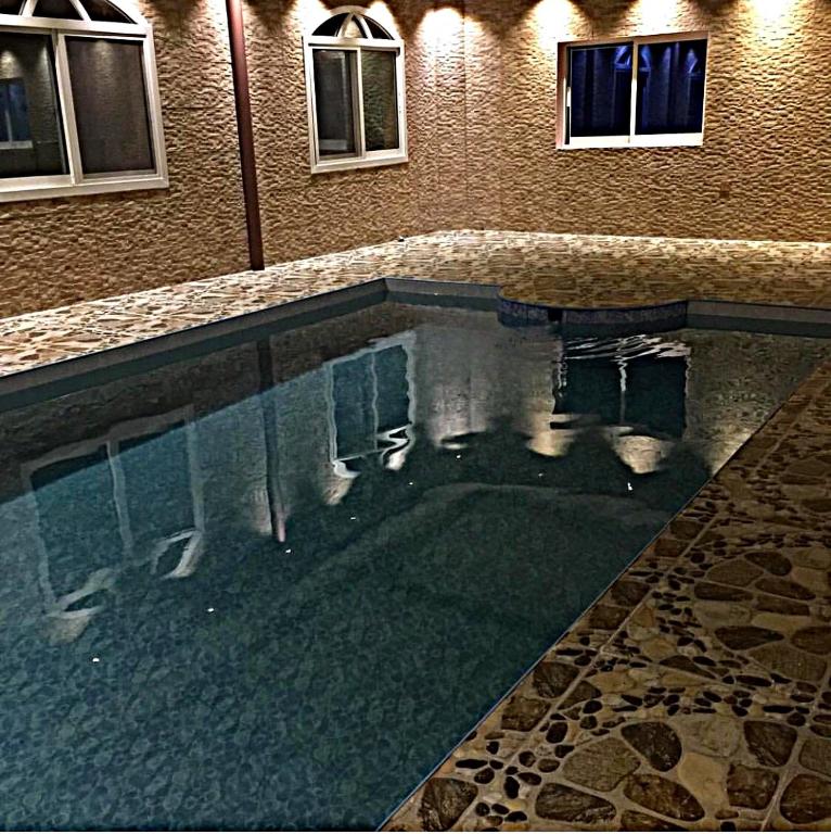 Revaloo farm (Family Only)