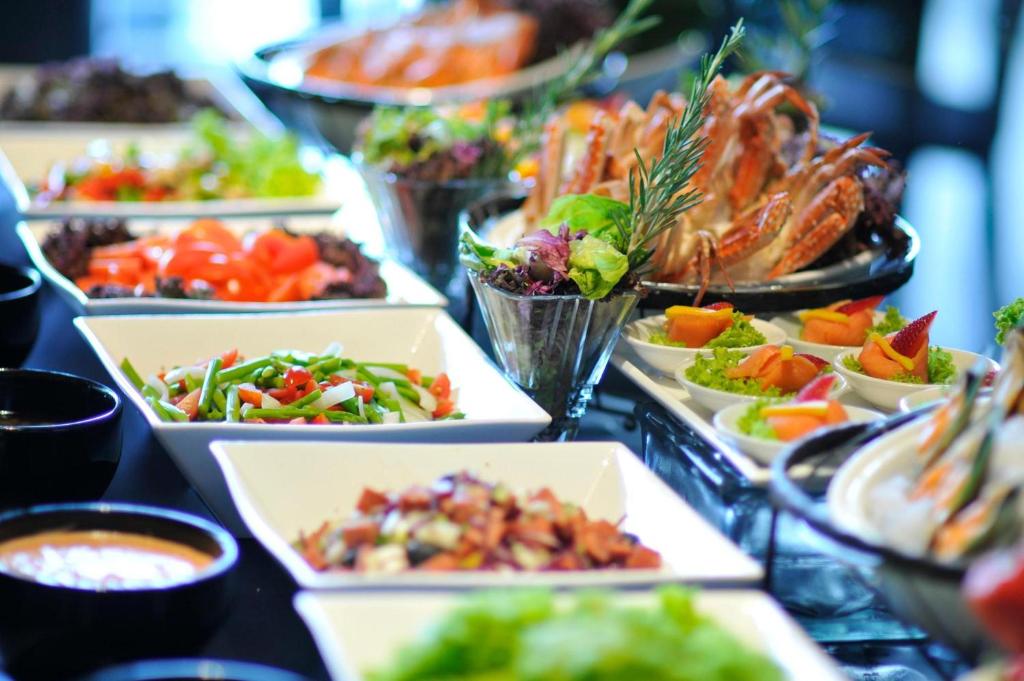 طعام و مشروبات