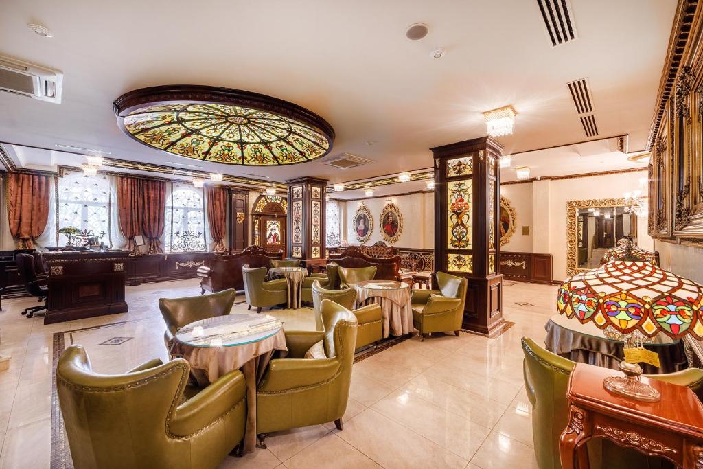 Hotel Dinastiya photo