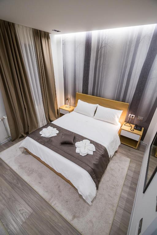 Hotel Regal — Hotel in Korce