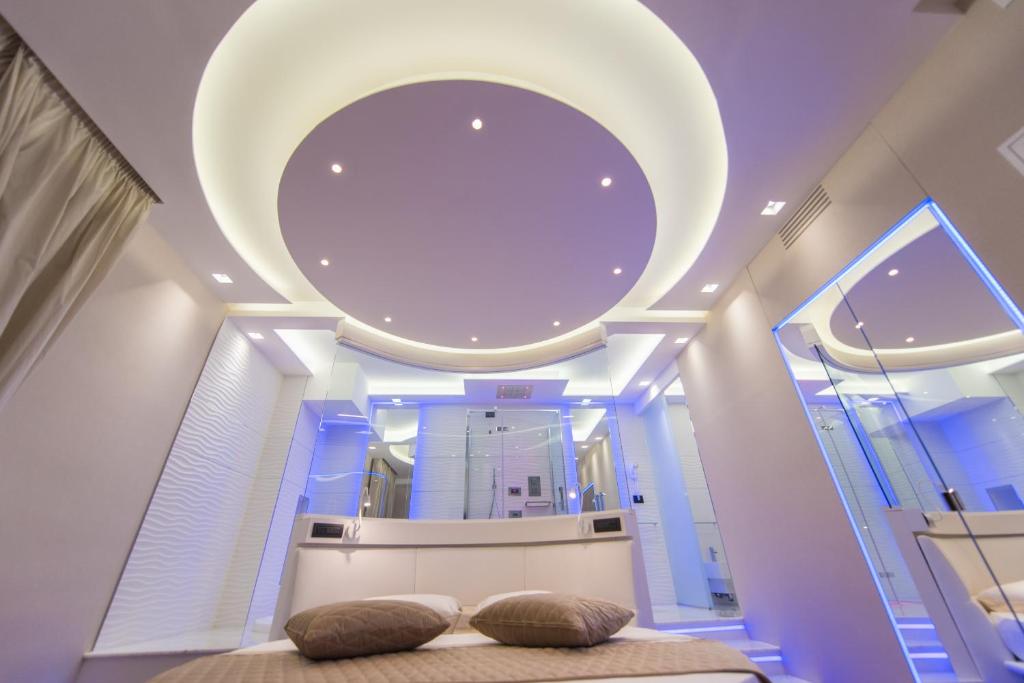 LUX Suites in Roma - 4