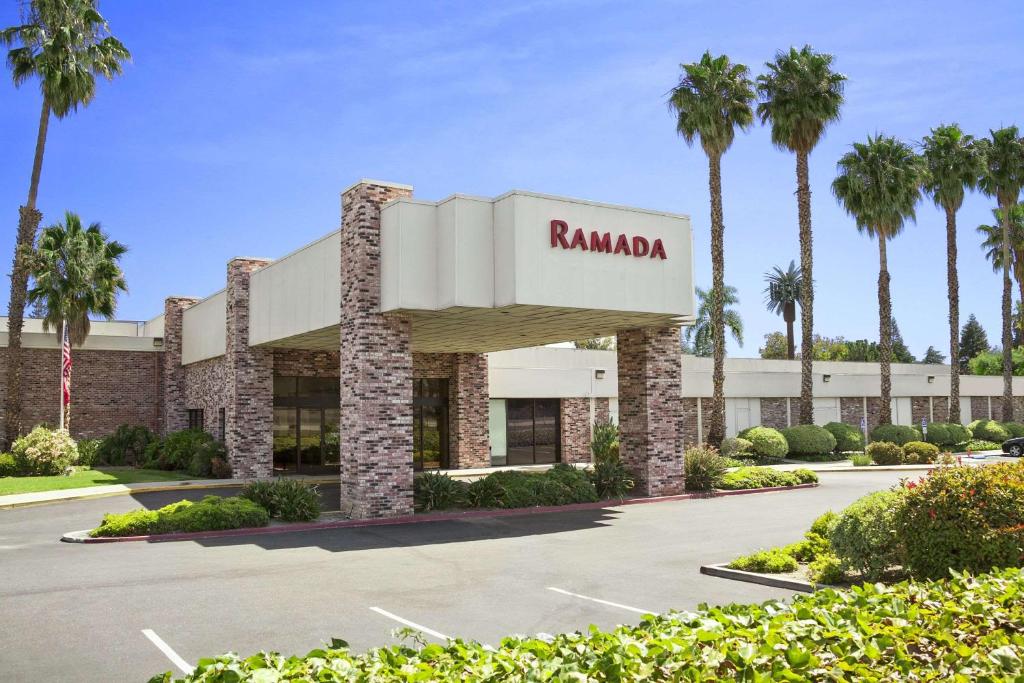 Ramada by Wyndham Sunnyvale Silicon Valley photo