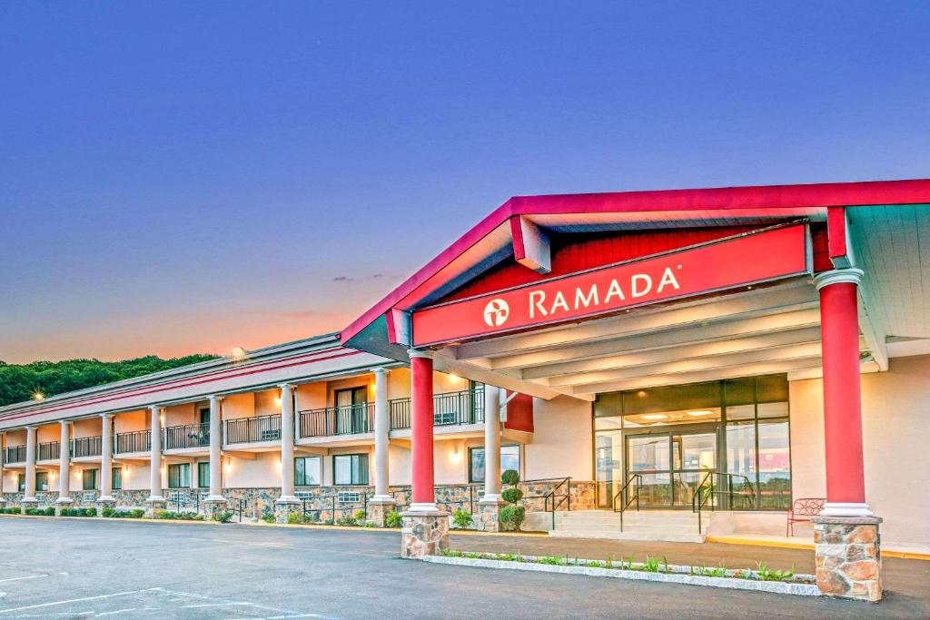 Ramada By Wyndham Rockaway Photo 24