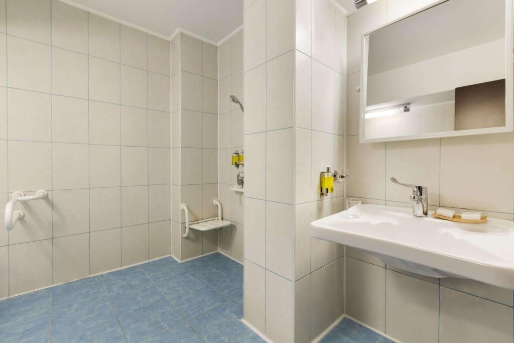 Ramada by Wyndham Iasi City Centre photo