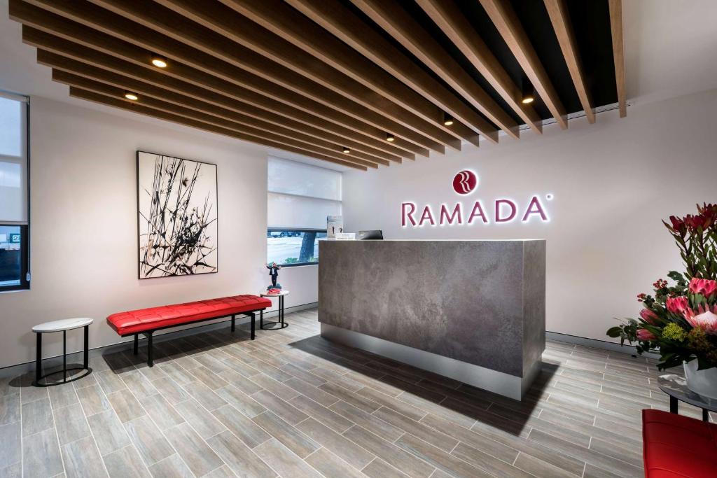 Ramada Vetroblu Scarborough Beach photo