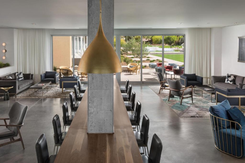 Mountain Shadows Resort Scottsdale photo