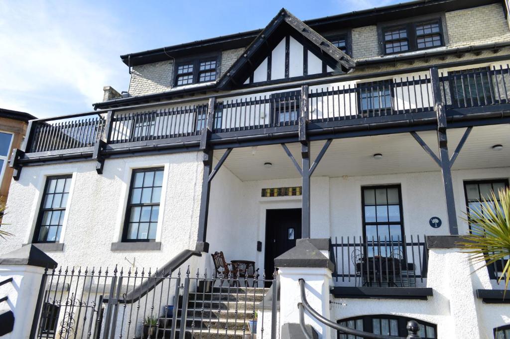 Queens View, Holiday home Dunoon