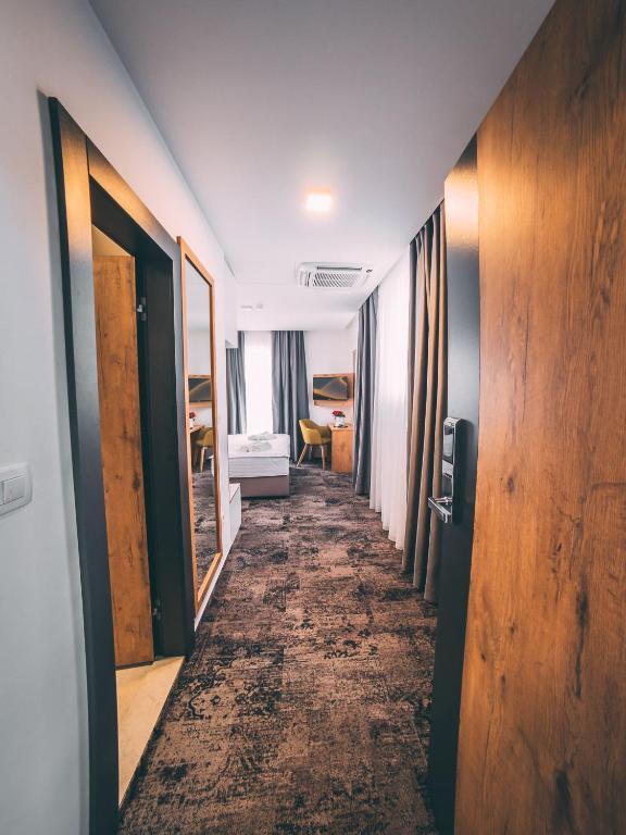 Orange Hotel photo