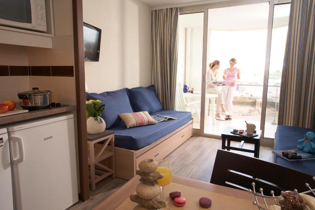 SOWELL RESIDENCES Le Port - 2