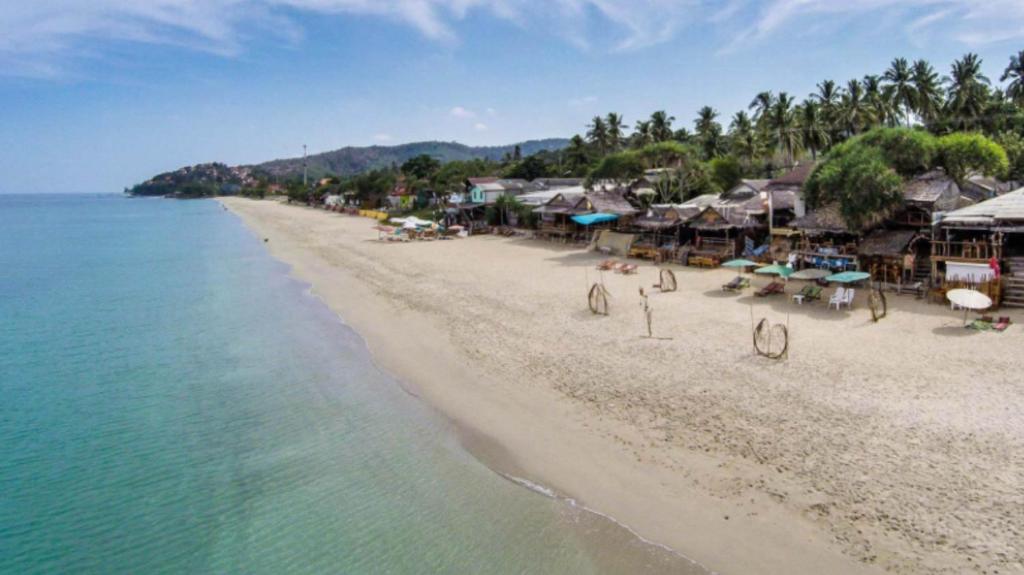 La Marina - Khlong Nin Beach