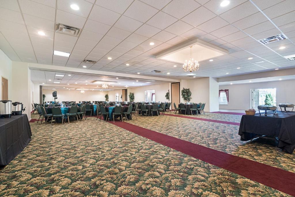 Quality Inn & Suites Schoharie Photo 17