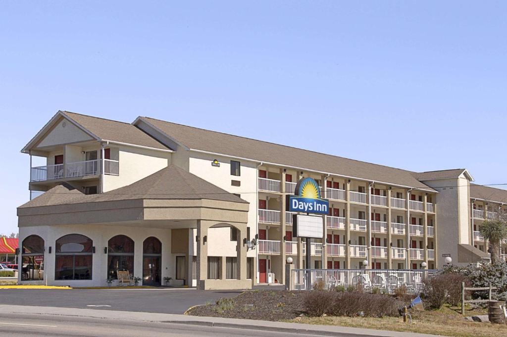 Days Inn by Wyndham Apple Valley Pigeon Forge/Sevierville, Pigeon Forge