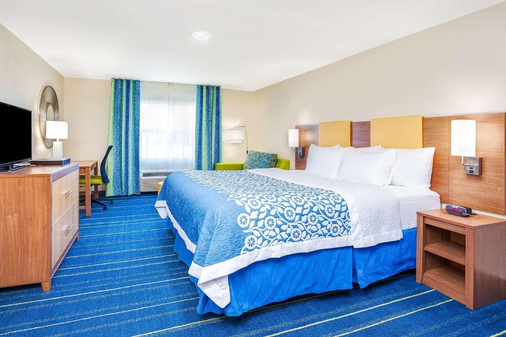 Days Inn By Wyndham North Dallas/farmers Branch Photo 11