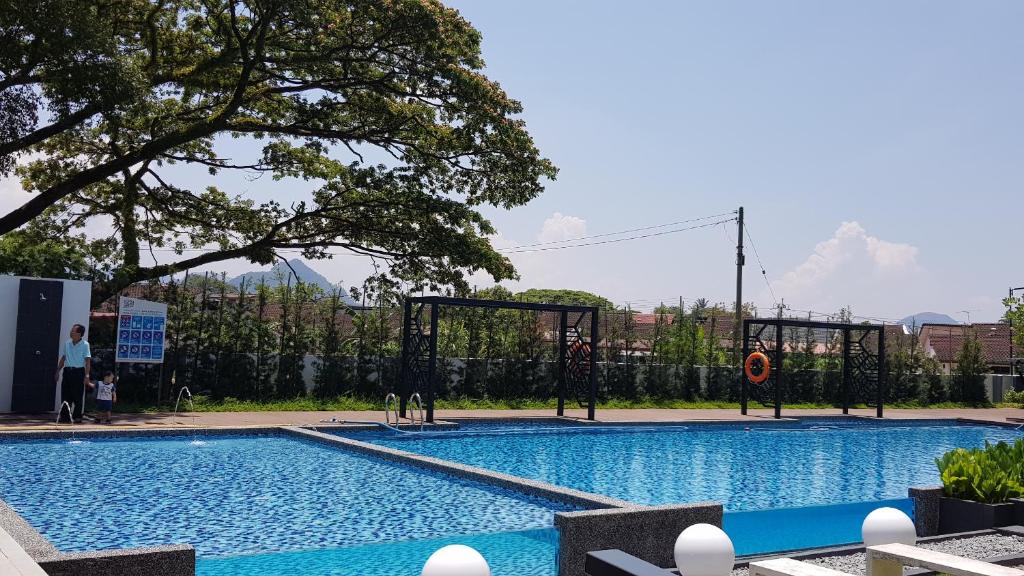 Oasis Condominium photo