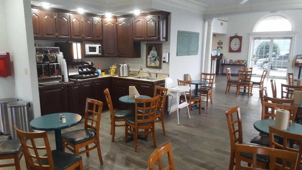 Days Inn By Wyndham Branson/near The Strip Photo 11